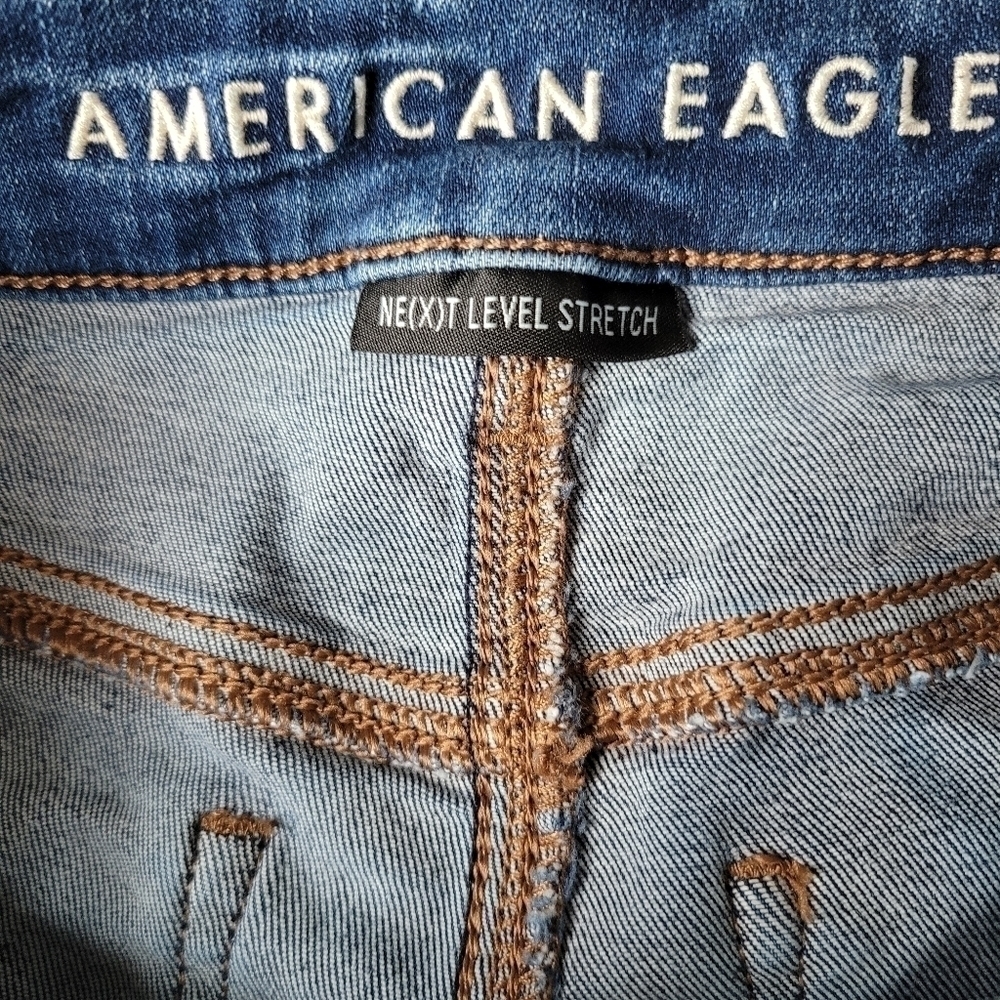 AEO Next Level Stretch Hi Rise Distressed Jegging - Picture 7 of 9